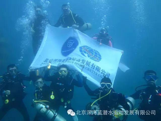 破碎的雕像